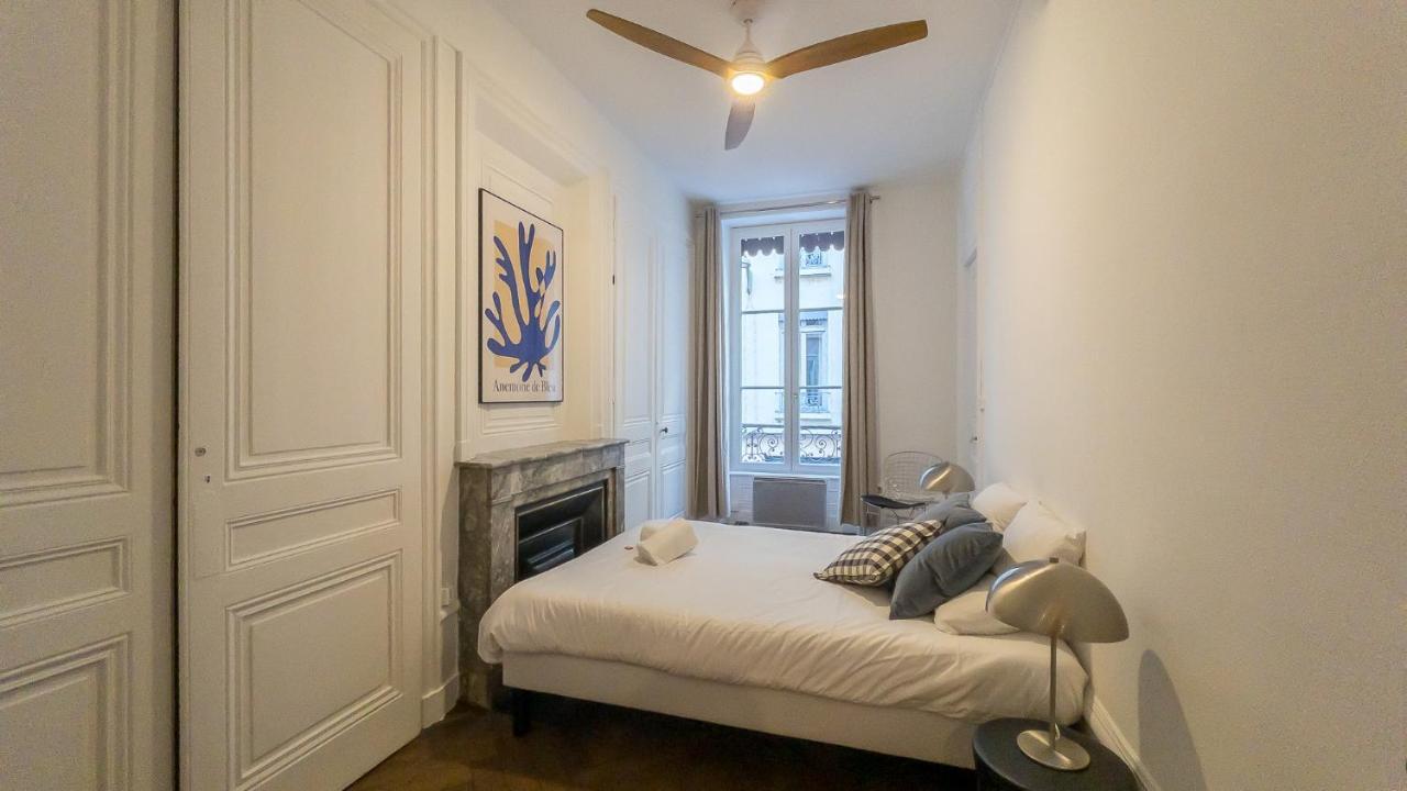 Nocnoc - Le Rayonnant Apartment Лион Екстериор снимка